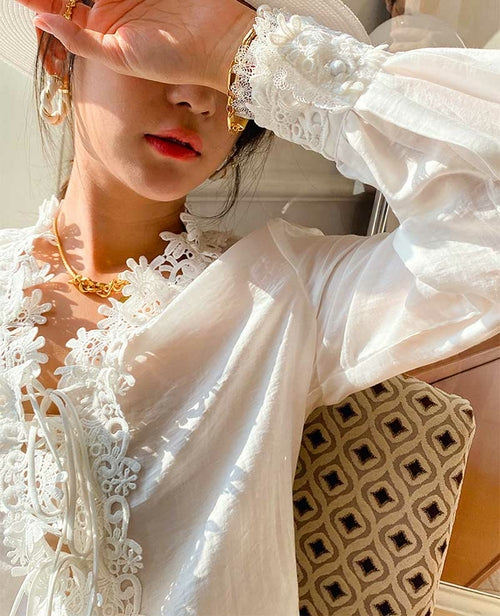 Long Sleeves 3D Flowers Neckline White Blouse Shirt