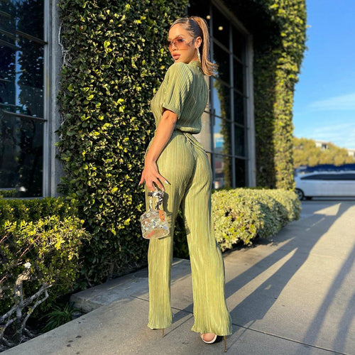 Short Sleeve Shirts 2 Pieces Sexy Green Pleated Trouser Suits