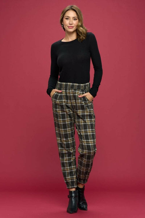 Brushed Knit Round Neck Long Sleeve Top