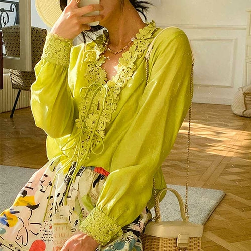 Long Sleeves 3D Flowers Neckline White Blouse Shirt